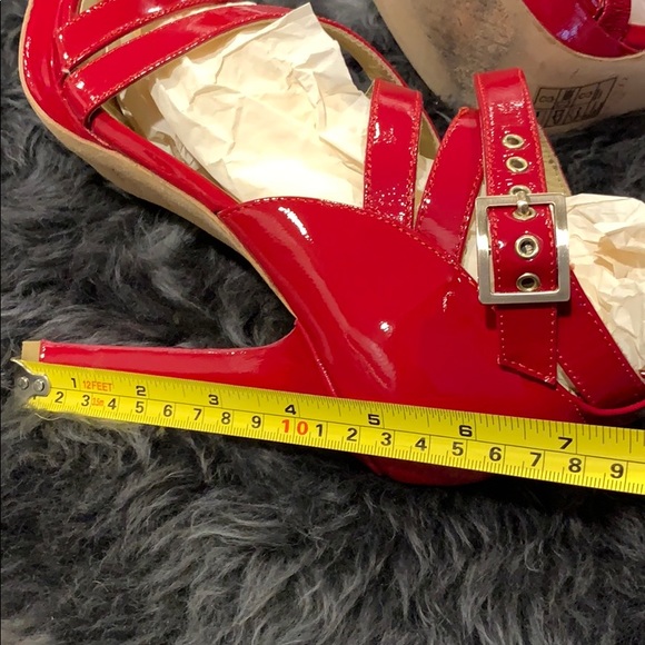 Jimmy Choo for H&M heels - Picture 4 of 8